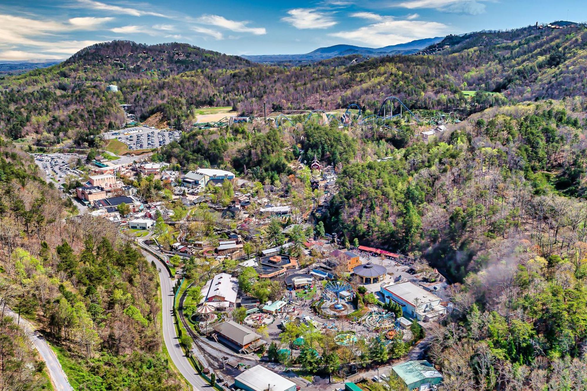 Epic Mountain Views, Hot Tub, Game Room, Sleeps 10 Sevierville Exterior foto